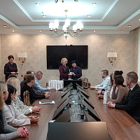 Вручение членских билетов РОО "Белая Русь" в БЕЛХИМ